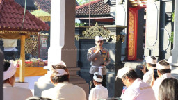 Kapolresta Banyuwangi Sambangi Umat Hindu Saat Galungan dan Kuningan, Perkuat Toleransi dan Kerukunan Antarumat Beragama