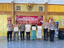 Wujud Kepedulian HUT Bhayangkara ke-80, Polres Gresik Bantu Petani di Panceng dengan Alsintan