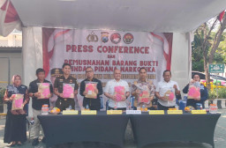Polrestabes Surabaya Musnahkan Barang Bukti Narkotika dari 469 Perkara Restorative Justice