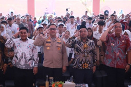 Kapolres Gresik Hadiri Pembukaan MPLS Sekolah Rakyat Terintegrasi 1, Tegaskan Dukungan Polri untuk Pendidikan Berkualita