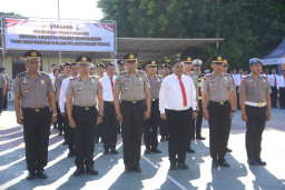 Dari Dedikasi hingga Aksi Kemanusiaan, AKP Muktamar Raih Penghargaan Kapolres Bondowoso