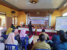 Polres Ngawi Ajak Warga Jeblogan Lawan Hoaks, Wujudkan Keluarga Sadar Hukum