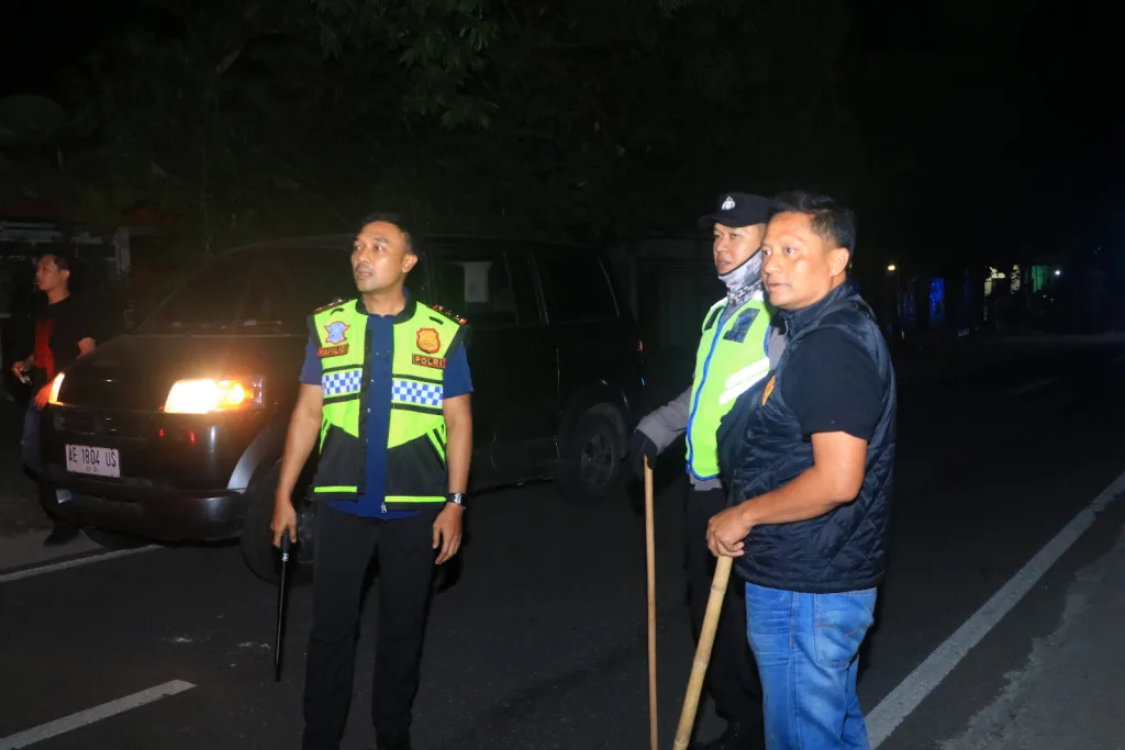 Pimpin Patroli Malam, Kapolres Ngawi: Wujudkan Keamanan dan Kenyamanan Warga adalah Komitmen
