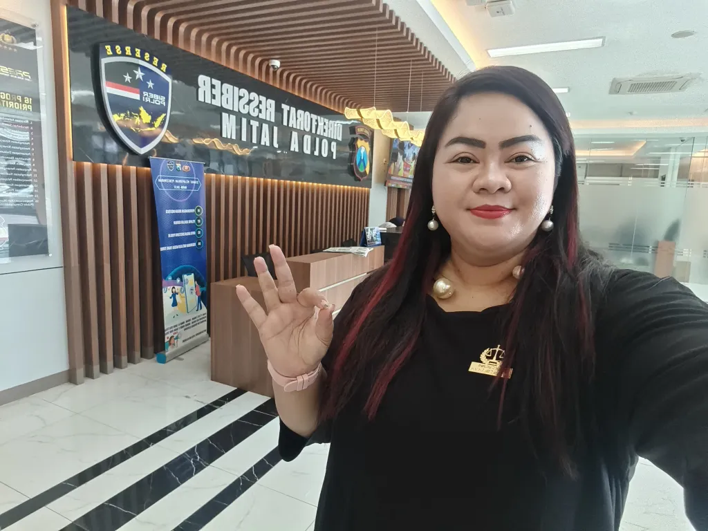 ADVOKAT RIKHA PERMATASARI APRESIASI DITRESSIBER POLDA JAWA TIMUR: PROFESIONAL, PRESISI DAN PATUT MENJADI TELADAN