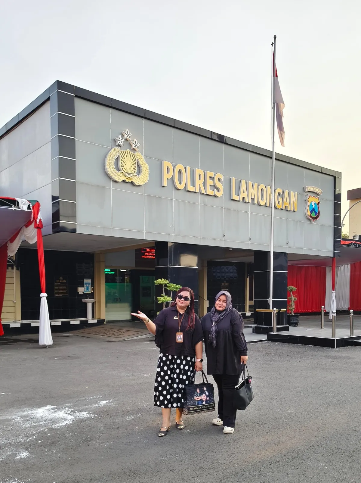 ADVOKAT RIKHA PERMATASARI APRESIASI PENYIDIK UNIT II SATRESKRIM POLRES LAMONGAN: INTEGRITAS, PROFESIONALISME DAN PRESISI