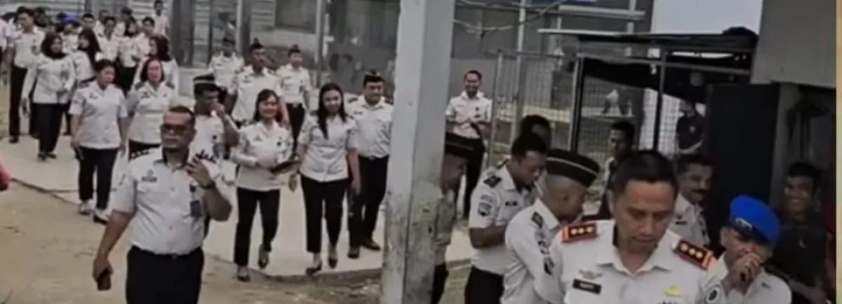 Kalapas dan Petugas Lapas Kelas IIA Binjai Kontrol Blok Hunian Warga Binaan